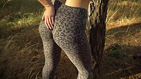 Petite milf in tight leopard leggings teases sexy ass