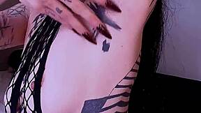 Worship my perfect hairy pits
