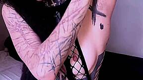 Worship my perfect hairy pits