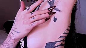 Worship my perfect hairy pits