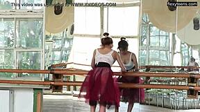 alla zadornaja naked tight ballerina babe stretches