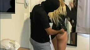 Macho Dotado Fudendo Forte O Cuzinho Da Safada