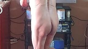 La travesti de ica exhibe su cuerpo desnudo