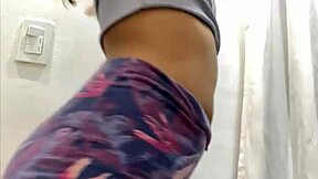 cute girl lifting skirt, so horny right now 😍