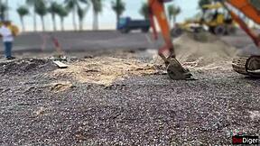 Hell Yeah! Picked Up Hottie At Construction Site And Banged Her Hard In Hotel!