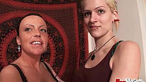 Buenas mamadas de esta puta gorda que mama polla como diosa. Historia completa con gaping big clit humiliation.