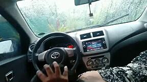 Pinay teen 18+ offers blowjob in taxi car for unpaid fare, swallowing cum outdoors
