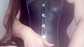 mi madrastra, mi puta, masturbates her ass screaming my name