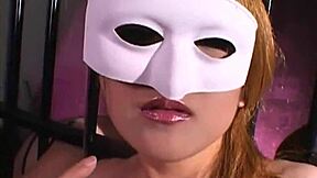 巨乳日本娘が激しい3Pバックで中出し