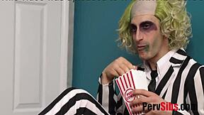 Feeling the stepsisters' hex with pussy juice.