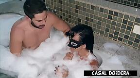 jr doidera fucks petite teen in hotel hydromassage.