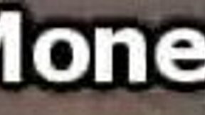 야외에서 문 잠긴 여친, 낯선 남자한테 현금 주고 박아달라고?