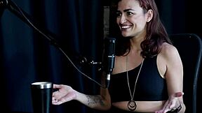 Kamilla Werneck discovers orgy with transvestite and gets called evangelical porn star