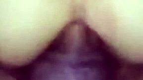 Novinha rides friend, switches from pussy to ass, he cums in her ass.