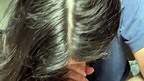 Nikdy jsem nesála takový lahodný pták. Moje ústa slintají po spolknutí Ragnar Blanc po kořen v hlubokém sání a ruční práci