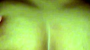 i fucks her ass rough