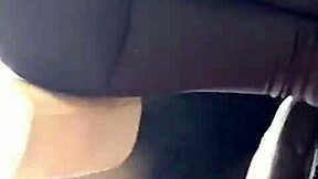 Young 18+ shakes her big culo grande enticingly! 😍🍑