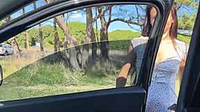 Poor Girl Flashes Skinny Frame to Pay Cab Fare