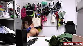 Petite teen 18+ has breeding kink, refuses creampie by boyfriend at work office