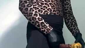 watch me fuck a papaya fruit for the first time, i really enjoyed the experience