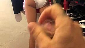 Fui no quarto no Natal e fudi minha enteada gostosa! 🔥😈