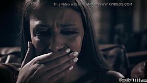 Teen's online date turns out different than expected