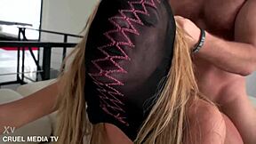 I offerd a blowjob to the guard to avoid police.