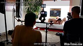 Pretty Teen 18+ Eats Pussy Hard!