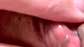 Pink amateur pussy licked 51 days post-virginity loss 😘