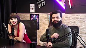 Lady Snow and Lord Kenobi's Hottest Moments in Sensual Cast Parte 5 on Sheer Red!