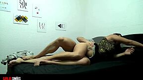 hot latina ass riding muscular guy's big cock 😘