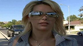 kylie reese hunts lesbian teen 18+ action