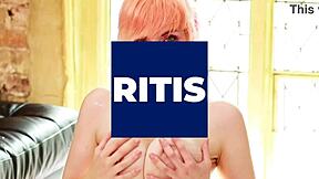 uhh, 18 yr old messin with butt plug