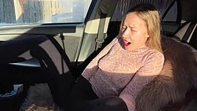 My future wife’s wild public squirting orgasm shocked me