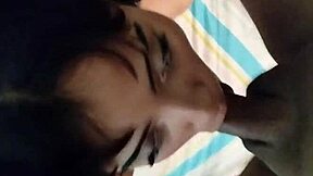 que rica mamada me pone mi vecina con sus tetas naturales y su cuerpo sexy