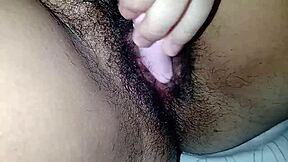 Me Masturbando E Gemendo Vem Me Comer.