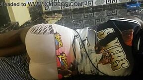 Teen 18+ ass show with farting details