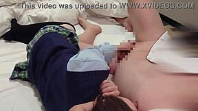 أنا مذهول! تلميذة في الزي تركبني بكسها الضيق الممتلئ بالسائل!