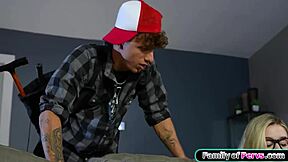 i suckd my stepbros monster cock an my shaved pussy was so wet