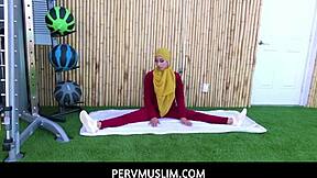 Pervmuslim Trainer Bangs Exotic Arabic Client in Steamy POV Session