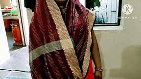 Indian desi maid gets hardcore fucked with Hindi audio deepthroat action