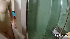 teen blows cock pov 😘