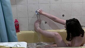 sexy girl bathes 😍