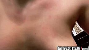 Mofos - public pick ups - florence - potting her two-lips in the park 😏