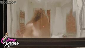 곡선미 이웃 샤워 구경, 순수한 스릴!