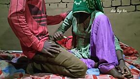 Desi sexy wife gets fucked in bed.