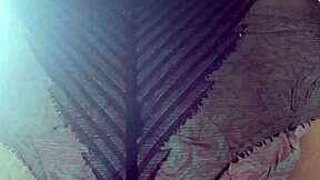 Elza Kom shows off nylon tights in fetish play with stunning style.