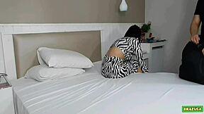 Ever seen a ninfeta like Duda Pimentinha prep for a steamy porn scene backstage?