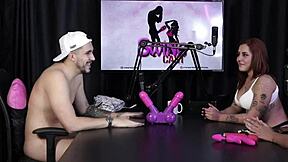 gostosa bia ruyva fica pelada mostrando buceta deliciosa