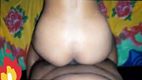 puta negrita golosa riding that fat ass 😈